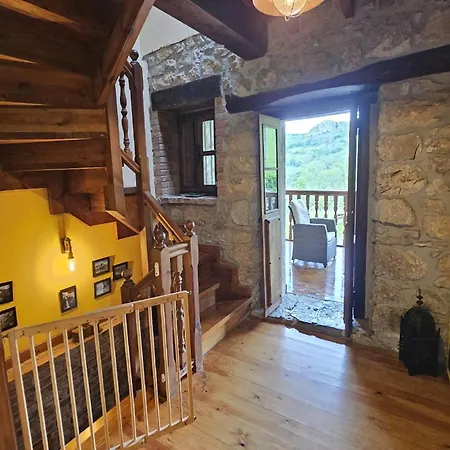Casa Cangas De Onis - El Rincon Del Castro شاليه